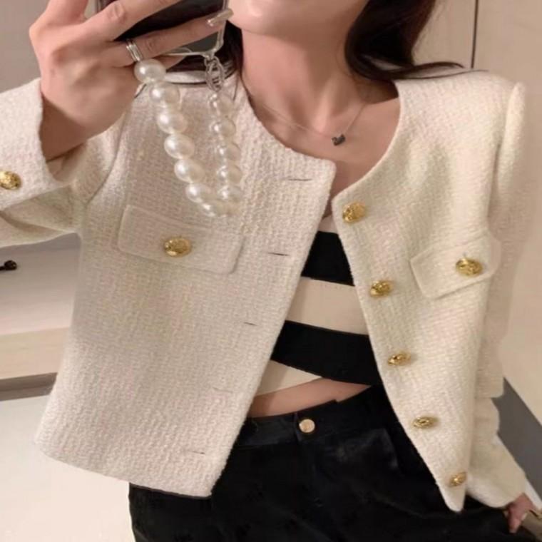 여성 트위드 하객룩 봄 데일리룩 금장버튼 자켓