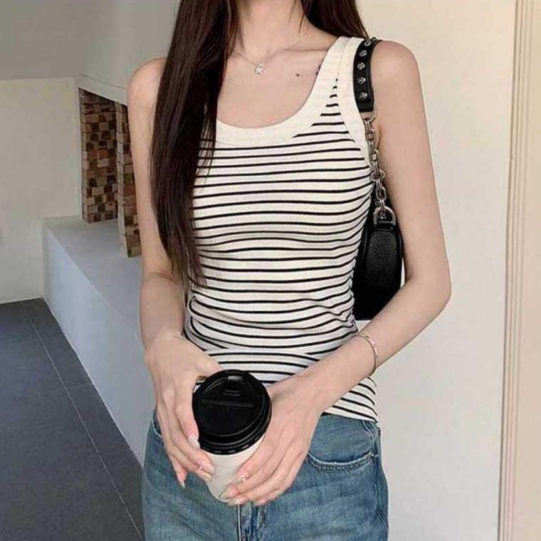 여성 4컬러 깔끔한 모던 배색 슬림 스트라이프 나시탑