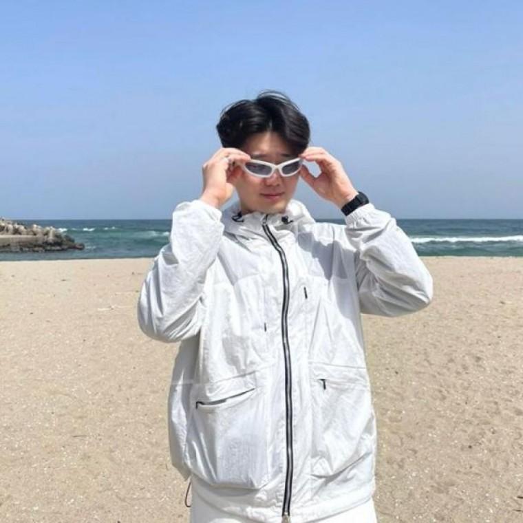 뉴 시즌 선글라스 화이트블루