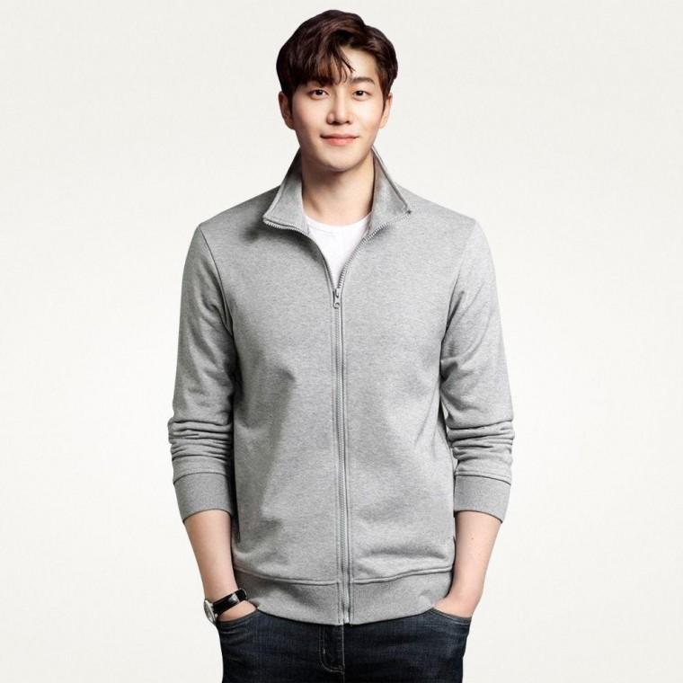 트레이닝 간절기 자켓 남자 남성 하이넥 무지 집업 스 져지 가벼운외투 집업