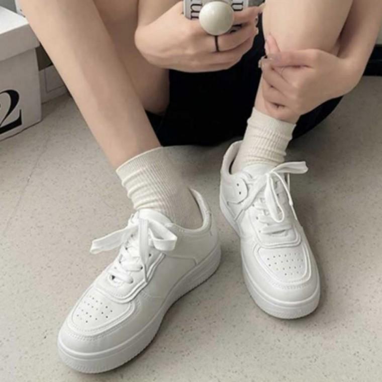 데일리 통굽 키높이 스니커즈 베이직 화이트 운동화