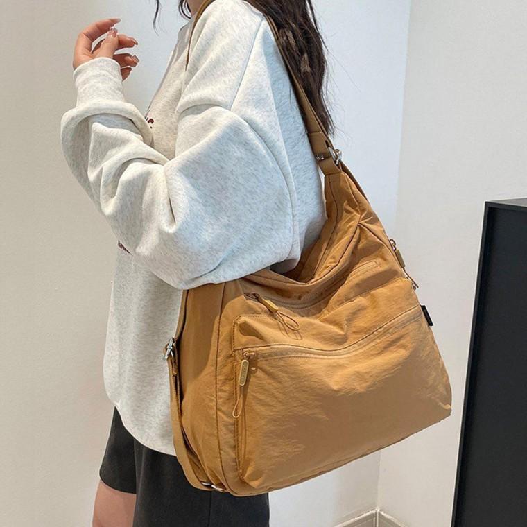 데일리 백 나일론 숄더 백팩 직장인 출근 가방 탄 여자 데일리백 휘뚜루마뚜루 숄더백