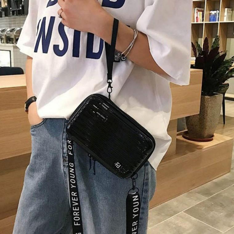 톡특한 디자인 여행 출장 외출 캐리어 소재 미니백 크로스 가방 학생 체인 크로스백