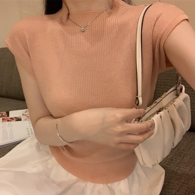 리본 포인트 슬림핏 니트탑 HH-E99
