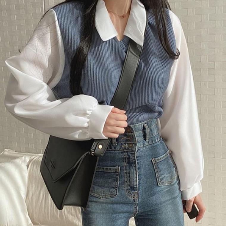 여름 니트 블라우스 배색 페이크카라 디자인