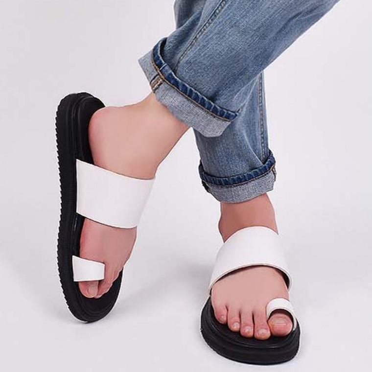 도톰한 남성 쿠션조리 가죽 슬리퍼 세련된 쪼리 샌들