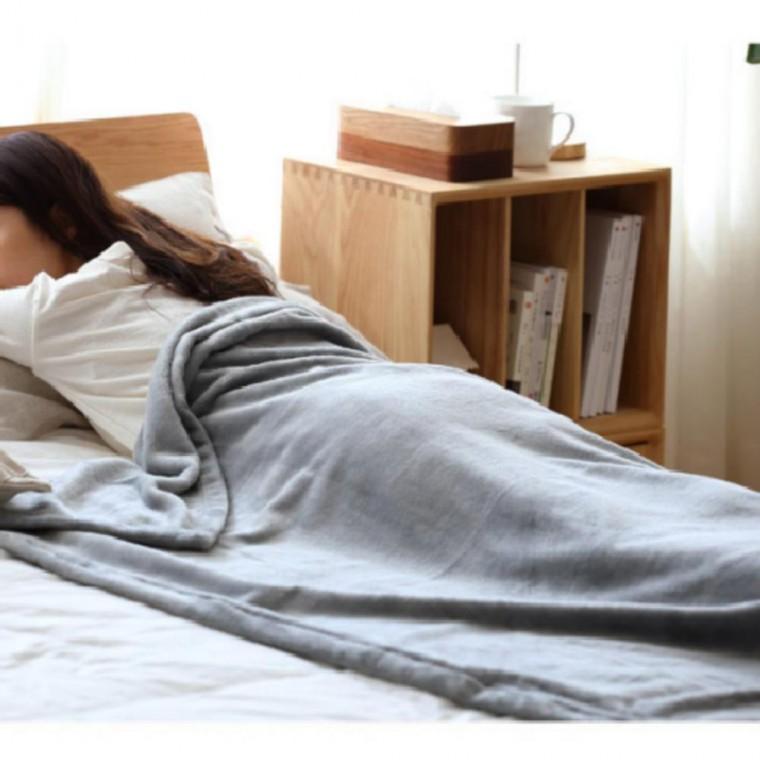 극세사 담요 무릎담요 겨울 블랭킷 블랑켓 대형 150x200 사무실 캠핑 차량 차박 카페 수험생