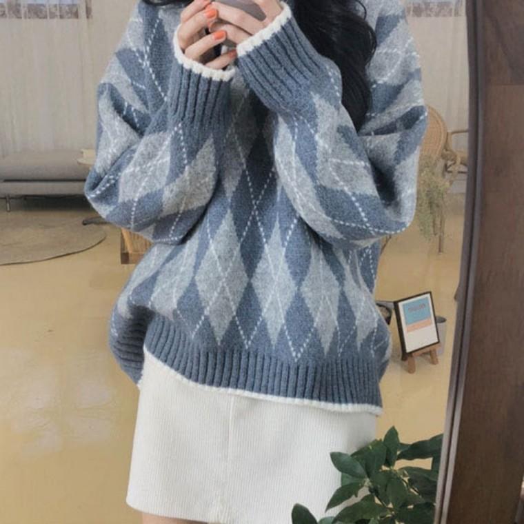 여성 데일리룩 여성데일리복 아가일패턴 여유핏 니트티셔츠 가을 데일리복