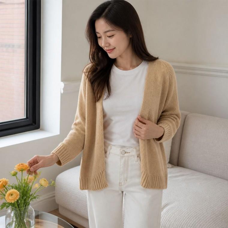 여성 봄 가을 데일리룩 걸칠만한 니트 가디건 루즈핏 레이어드