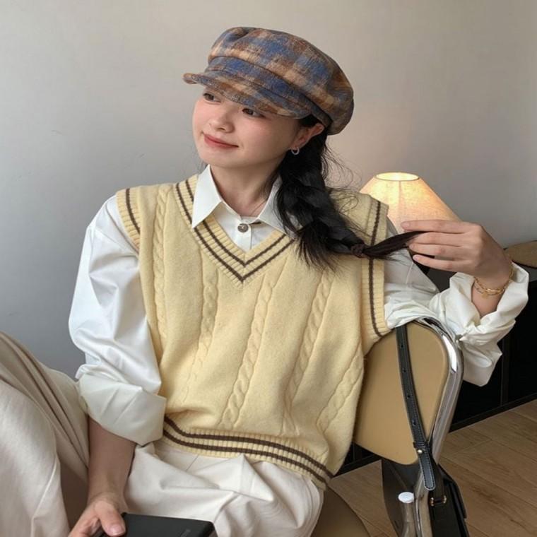 여성상의 3컬러 브이넥조끼 가을 베스트 배색라인 여자 봄 클래식 니트조끼