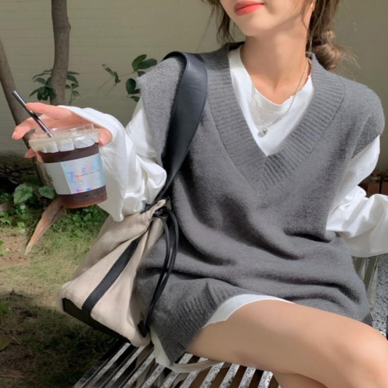 박시핏 여성 여성의류 데이트룩 가을 조끼 캐시울 2컬러 봄옷 베스트 V넥