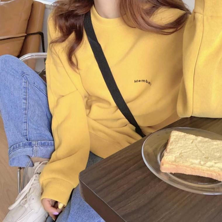 새내기룩 단체복 코디 예쁜봄가을커플룩 대학생새내기룩코디 여자20대코디