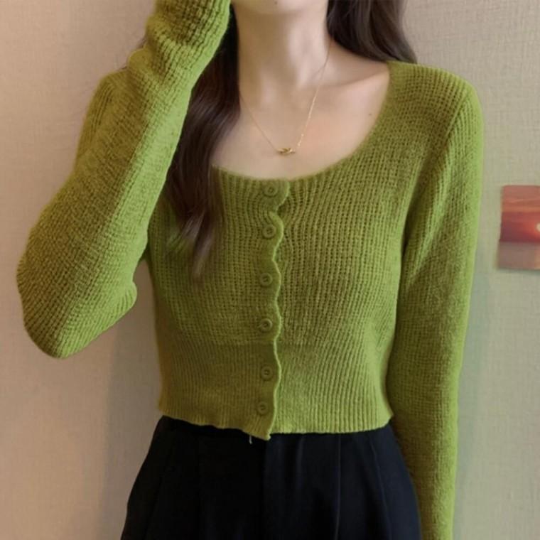 산뜻한 컬러감 크롭디자인 포인트 아이템 여성 가디건