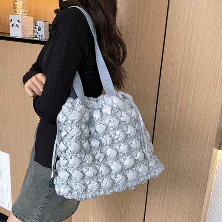 엠보싱 스트링 다이아 엠보 숄더 패딩 가방 토트백 보 구름가방 기저귀 숄더백 천가방 에코백 패딩가방