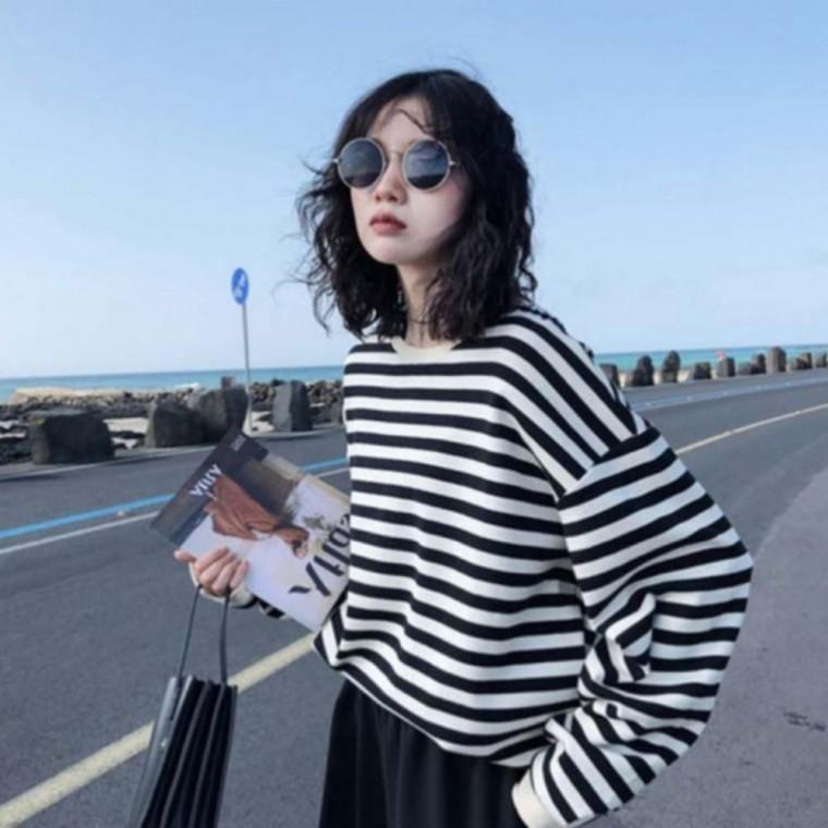 여성 스트릿 루즈핏 단가라 스트라이프 롱슬리브 맨투맨