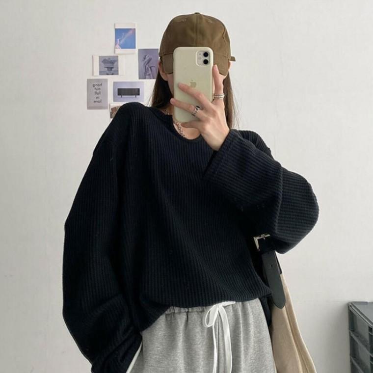 와플패턴 넥라인 트임포인트 데일리 라운드긴팔티셔츠