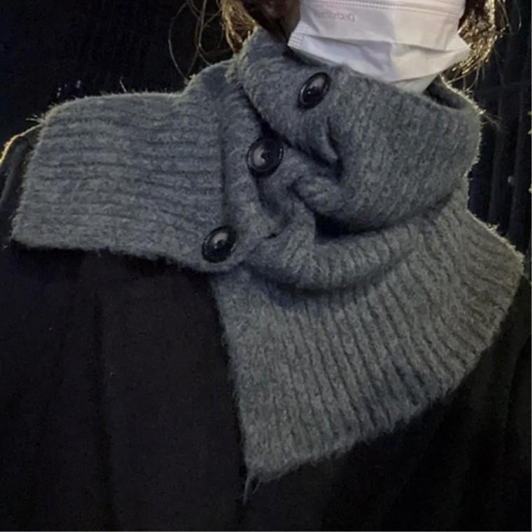 여성넥워머 두툼한 겨울코트 코디 보온목토시 방한용품 방한목토시 넥워머코디 따뜻한 넥워머목도리 목토시