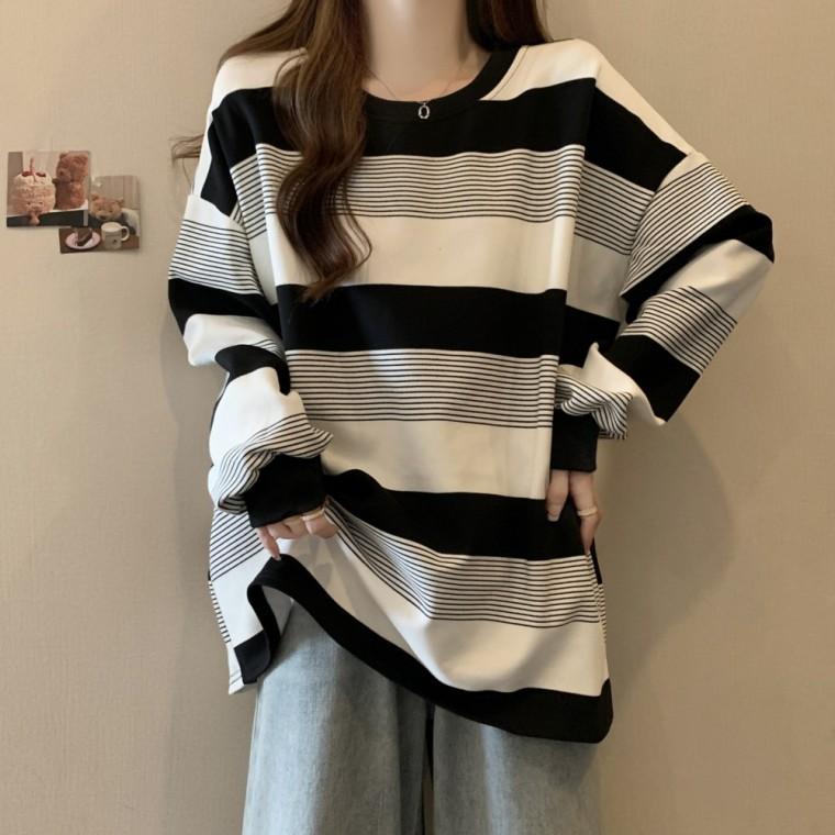 데일리 루즈 스트라이프 맨투맨 UC-0198