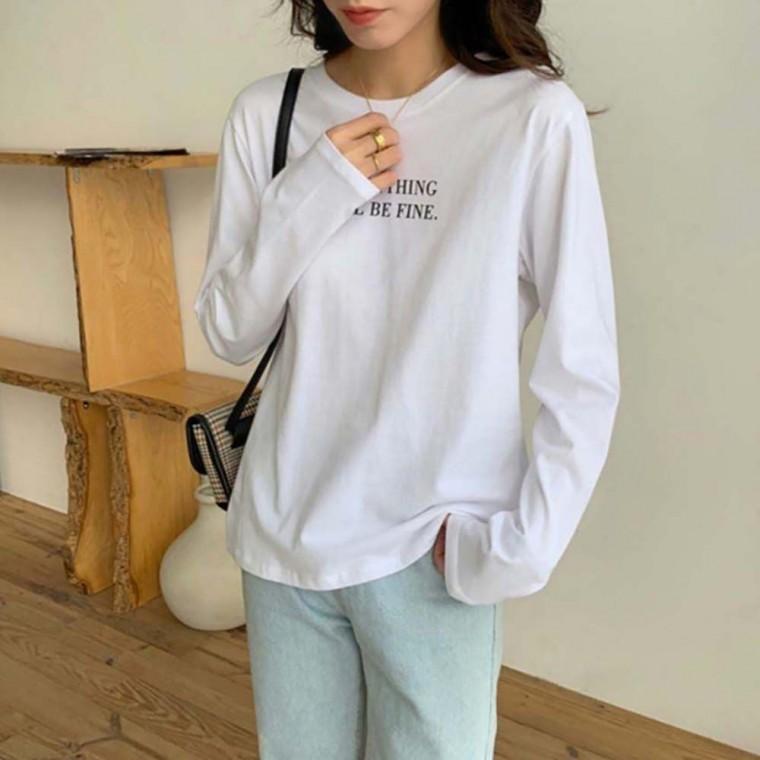 포인트 라운드넥 깔끔한 긴팔 티셔츠 여자 영문 레터링 얇은니트티 긴팔니트티 니트티셔츠