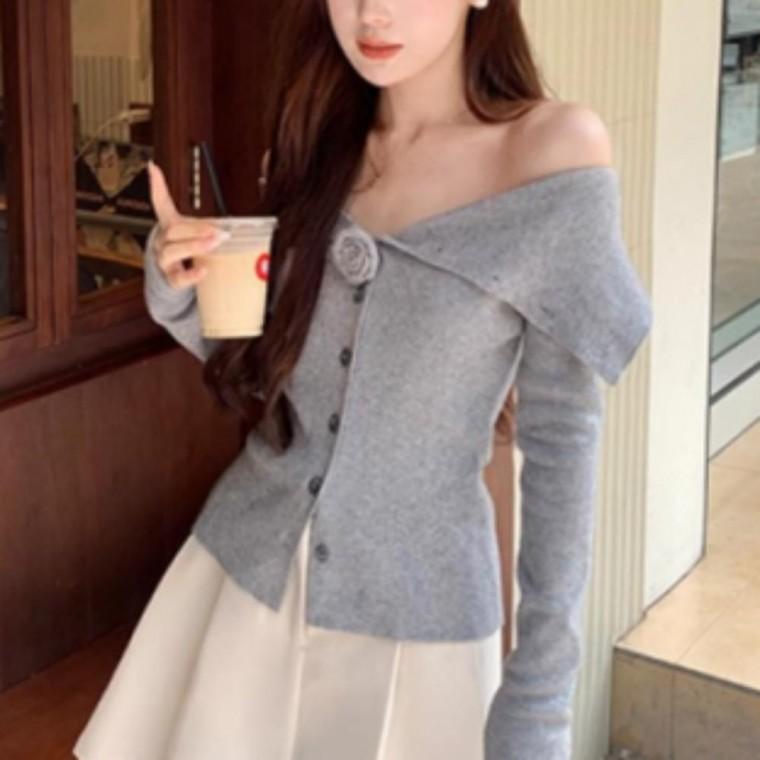 여성 간절기 러블리 버튼 플라워 오프숄더 골지 가디건