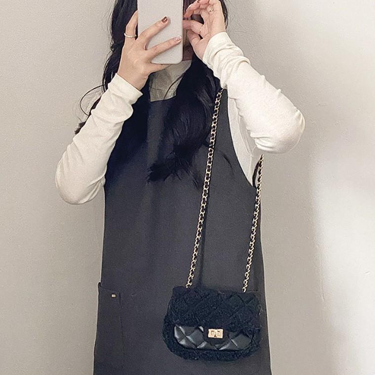 여자 미니 뽀글이 크로스백 겨울 데일리 가방