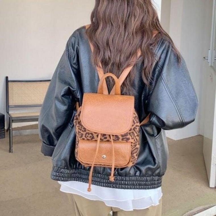 가방 엠티 미니 스웨이드 백팩 여성