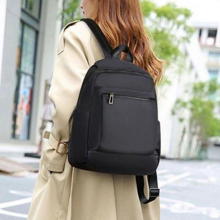 가방 데일리 출퇴근 백팩 백백 블랙 대학생 가벼운 여성 깔끔한 디자인