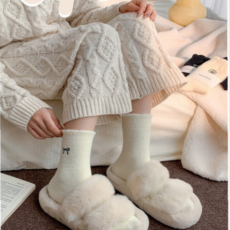 겨울 양말 중목 따뜻한 2켤레 보온 수면양말 두꺼운 자수