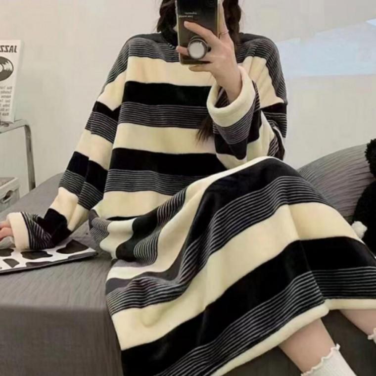 여성 홈웨어 극세사 겨울 파자마 원피스 수면 잠옷 2종