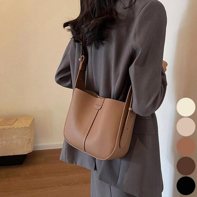 여자 파우치 데일리백 인조레더 스퀘어 숄더백 소프트