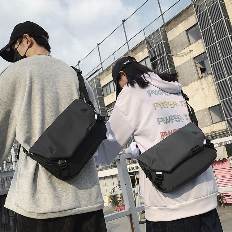 남여공용 대용량 학생 캐주얼 여행 심플 메신저백