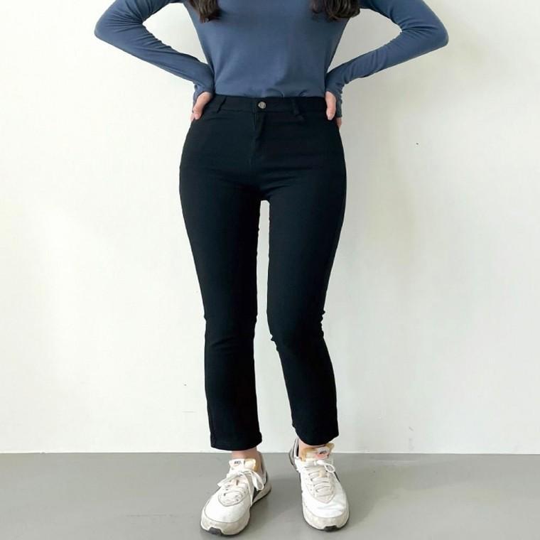기모블랙일자팬츠 여자겨울바지 겨울기모블랙진 여자