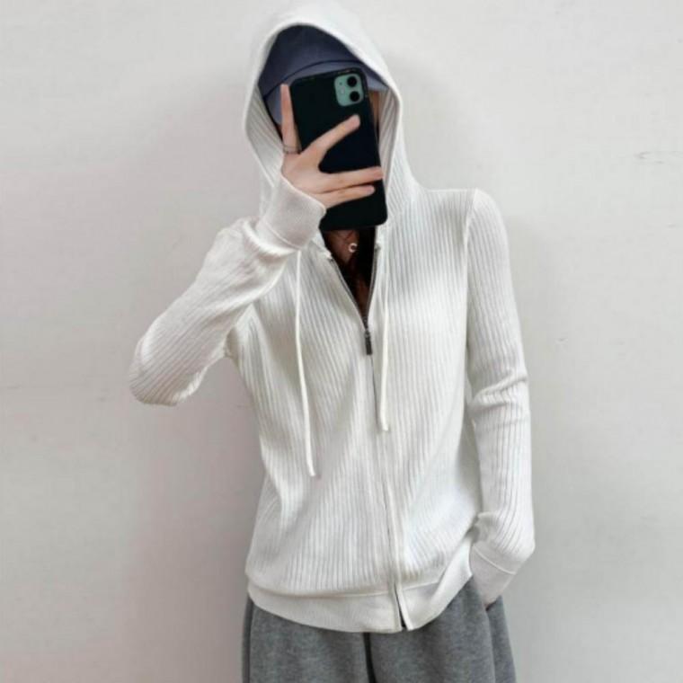 여성 겨울 슬림핏 골지 와이드 라인 지퍼 후드 집업