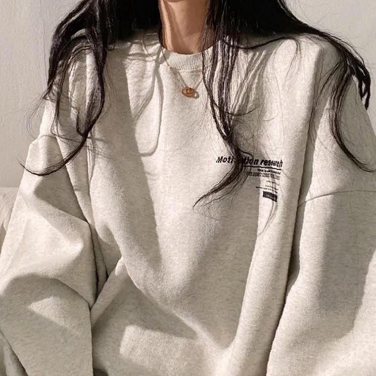 2컬러 가을 모던 겨울 여유로운 오버핏 포근 보온기모 스웨트