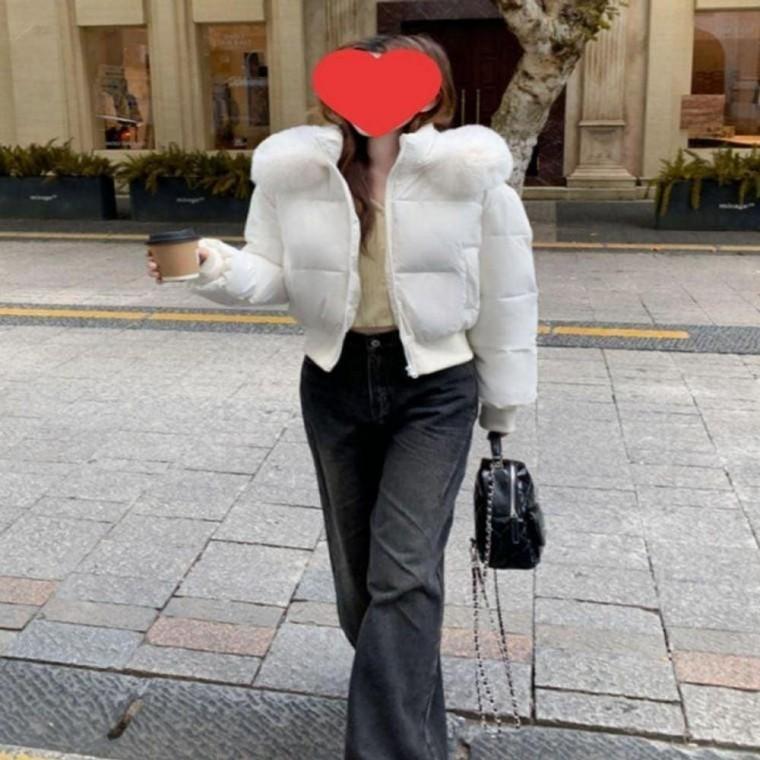 2컬러 숏한 기장감 겨울 후드 퍼 크롭 패딩점퍼 여성의류 데일리룩 캐주얼룩 데이트룩 페미닌룩