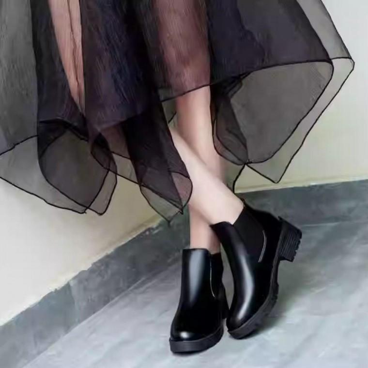 부츠 방한 앵클부츠 마틴부츠 따뜻한 숏부츠 겨울부츠 통굽 여성용 앵클 여성부츠 숏부츠