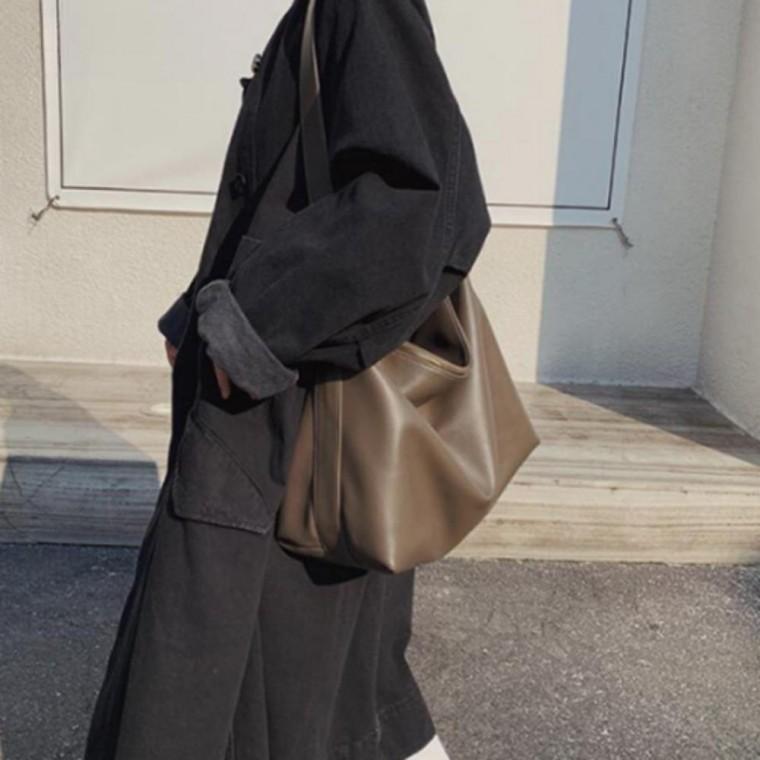 레더 사각 넉넉한 수납 보부상 사이즈 빅 조절 캐주얼 여성