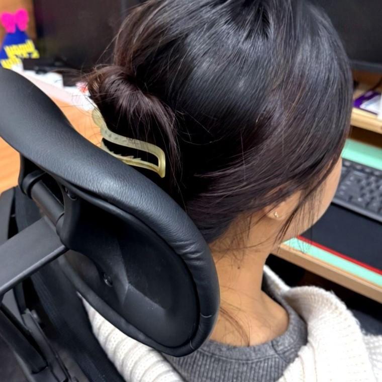 올림머리 무광 가로 집게핀 베이지 반묶음집게핀 올림머리집게핀 반머리집게핀 가로집게핀