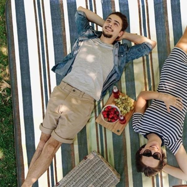 매트 두꺼운 폭신폭신 매트 캠핑 피크닉 돗자리 방수 깔끔한 디자인