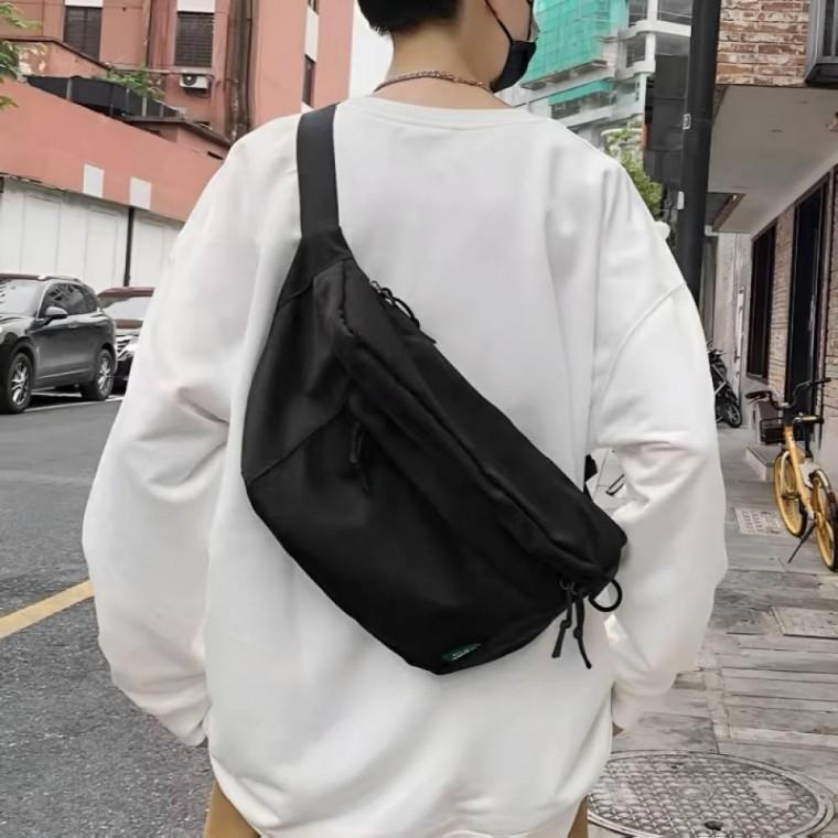 데일리백 여행용 숄더백 남성 피럼프스 블랙 여성 크로스백 방수