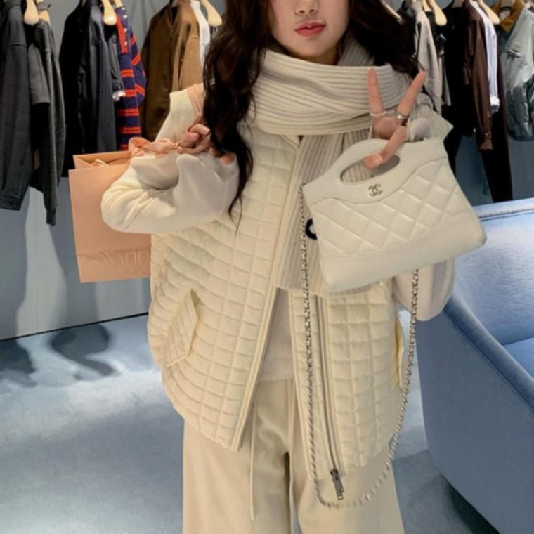여성 경량 패딩 퀼팅 허리 밴딩 누빔 베스트 조끼