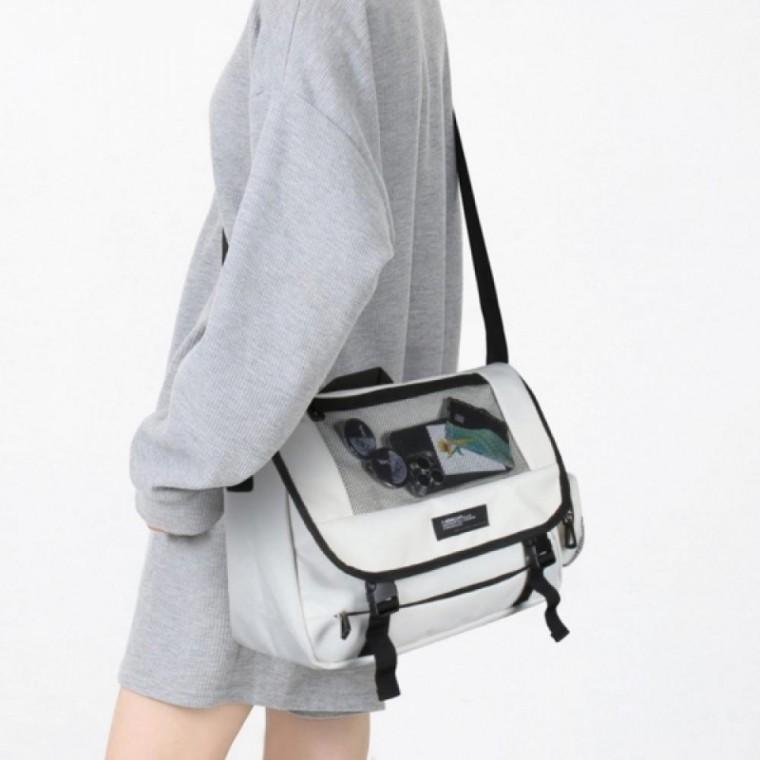 앞 메쉬 포켓 포인트 메신져 남여공용 크로스백