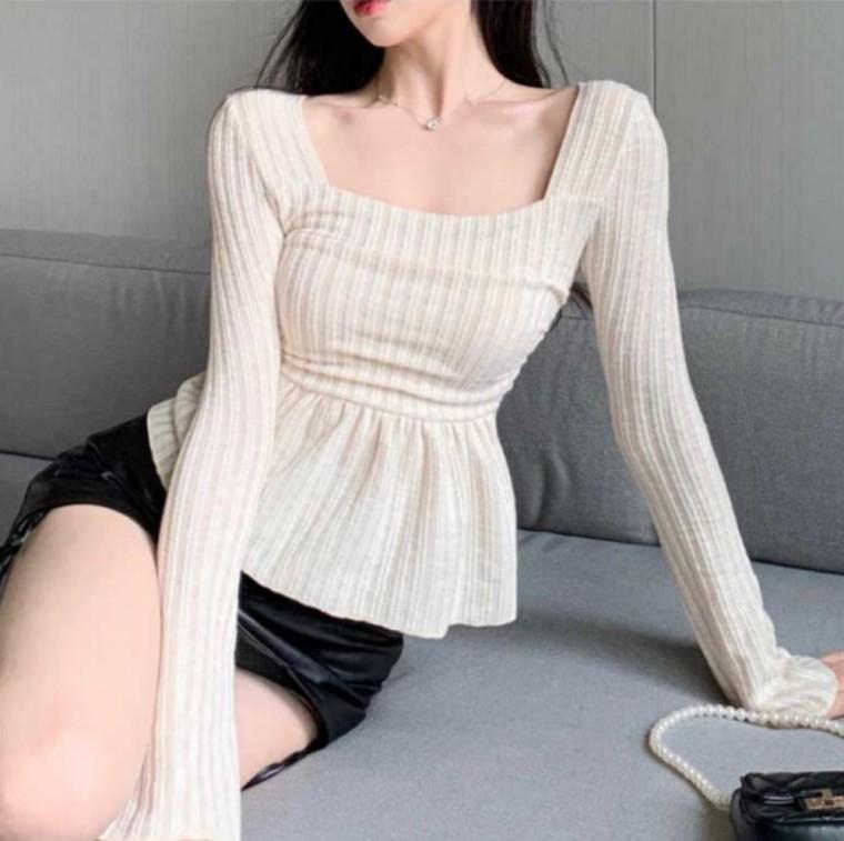 여성 프릴 슬림핏 여리핏 스퀘어넥 롱 슬리브 티셔츠