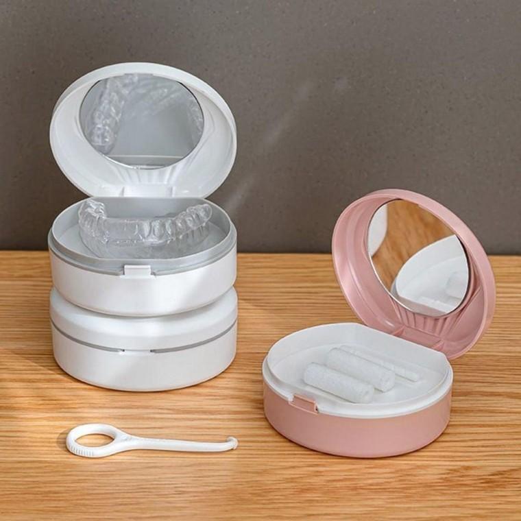 교정기 보관 케이스 홀더 휴대용 틀니함 틀니통 건조 보관함 세정대 틀리 보관통 관리