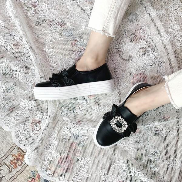 국내제작 프릴 장식 플랫폼 굽 포인트 쿠션 아웃솔 캐주얼 슬립온 슈즈 6SS