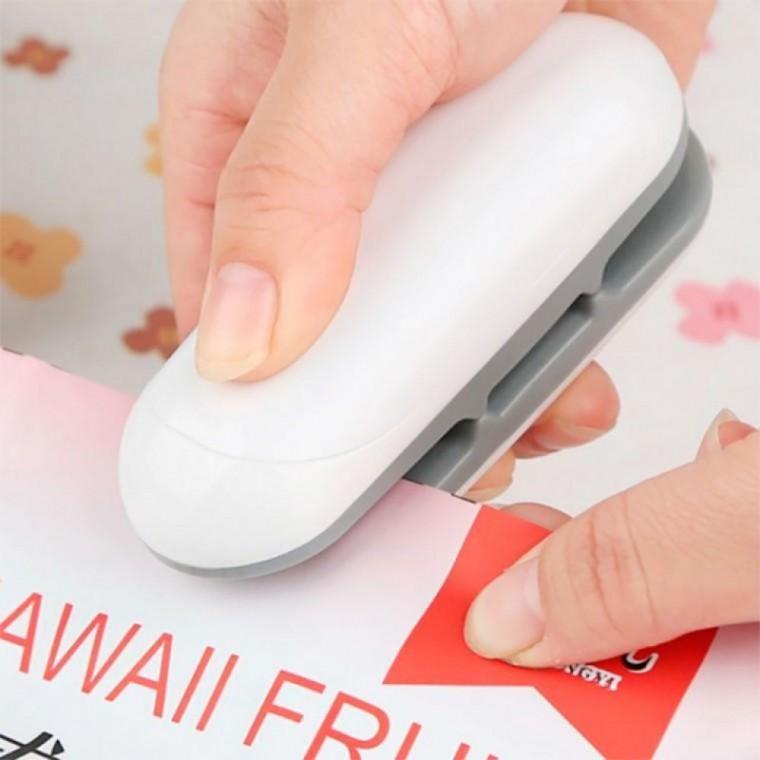 EA 휴대용 미니 비닐 밀봉기 간편 포장기 간식봉지 실러