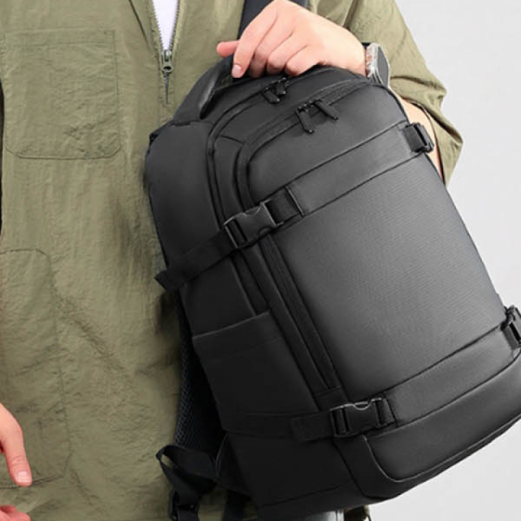 대학생 직장인 백팩 실용적인 USB포트 가방