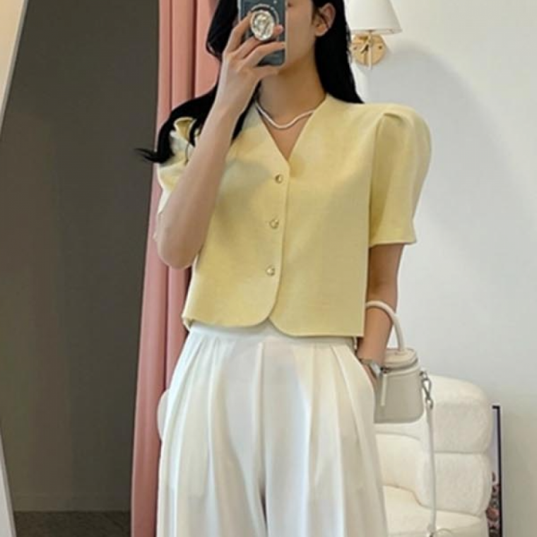 러블리 자켓 하트 단추 브이넥 크롭 세련된 재킷