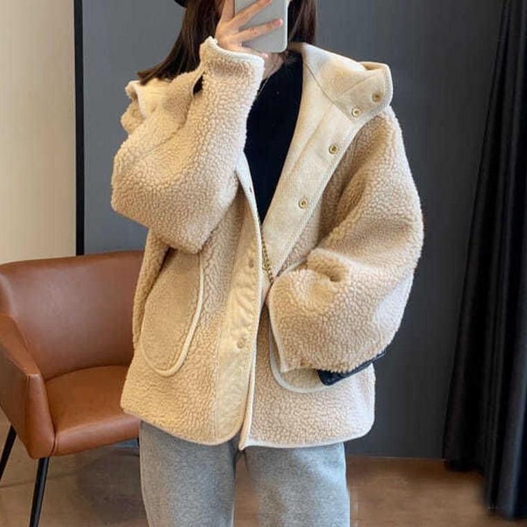 (큰손할인) 플러피 후드아우터 루즈핏 귀여운 후집 부들 자켓 양털 후드집업 겨울 뽀글이 따뜻한 덤블퍼