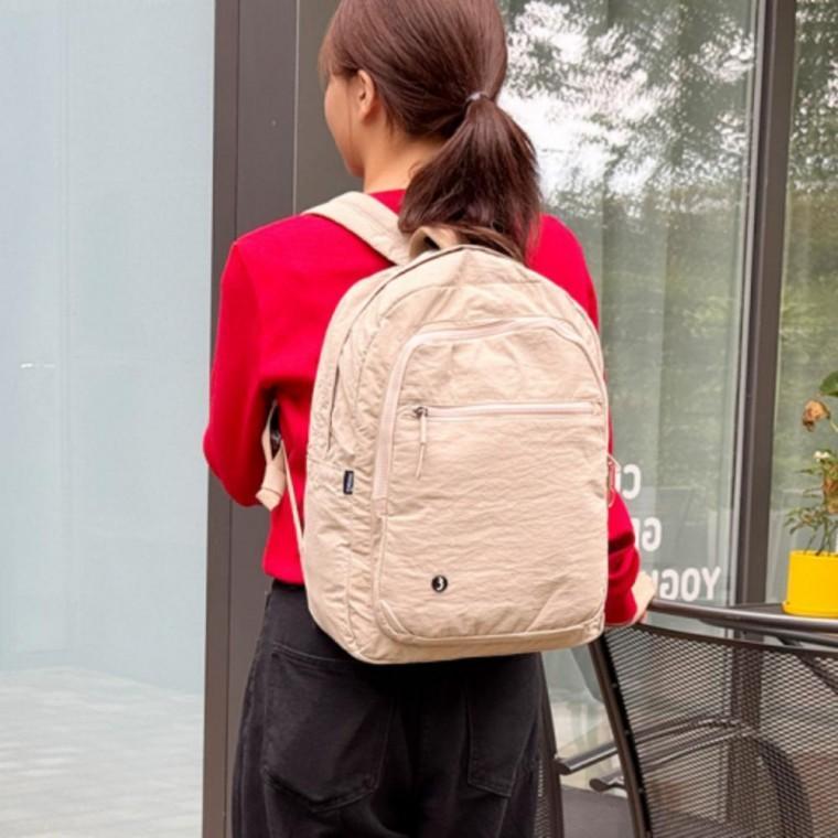 신학기 캐주얼 백팩 가벼운 경량 데일리 대학생 가방